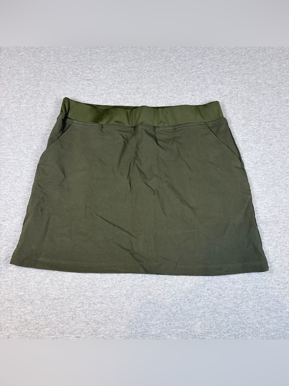 Swiss Alps Olive Green Pocketed Skort Womens M‎ Golf Tennis Pickleball Hiking